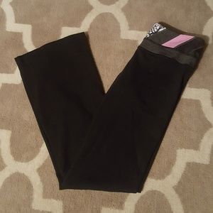 Lululemon yoga pants